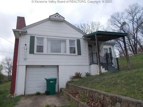 5 Hambrick Rd, Nitro, WV 25143