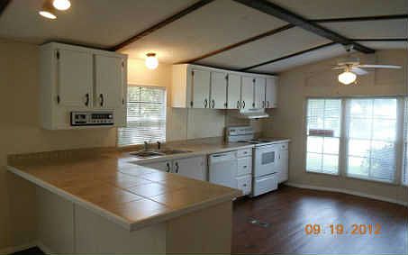 2nd image of 214 SW Aspen Gln