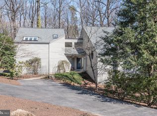 11594 Newport Cove Ln, Reston, VA 20194