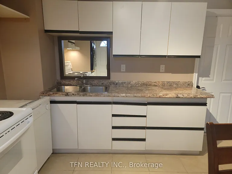 86C Dale Cres — Photo 8