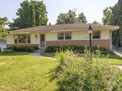 W268N2728 Water STREET, Pewaukee, WI, 53072