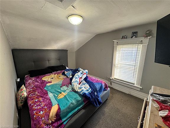 5th image of 65 Queen St N