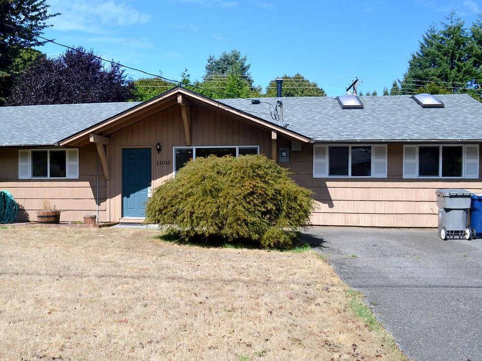 1st image of 11010 NE 131st St