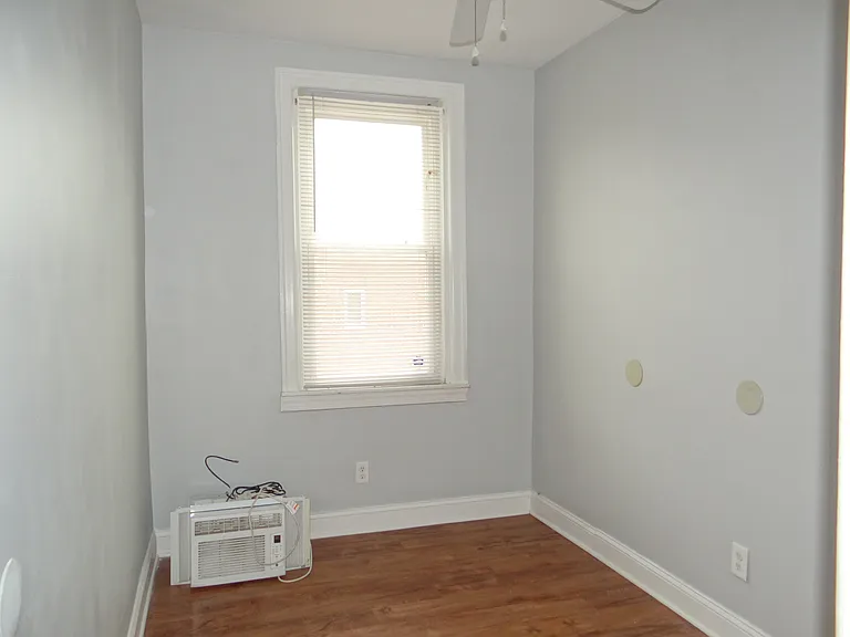 1737 N Peach St #2 — Photo 5