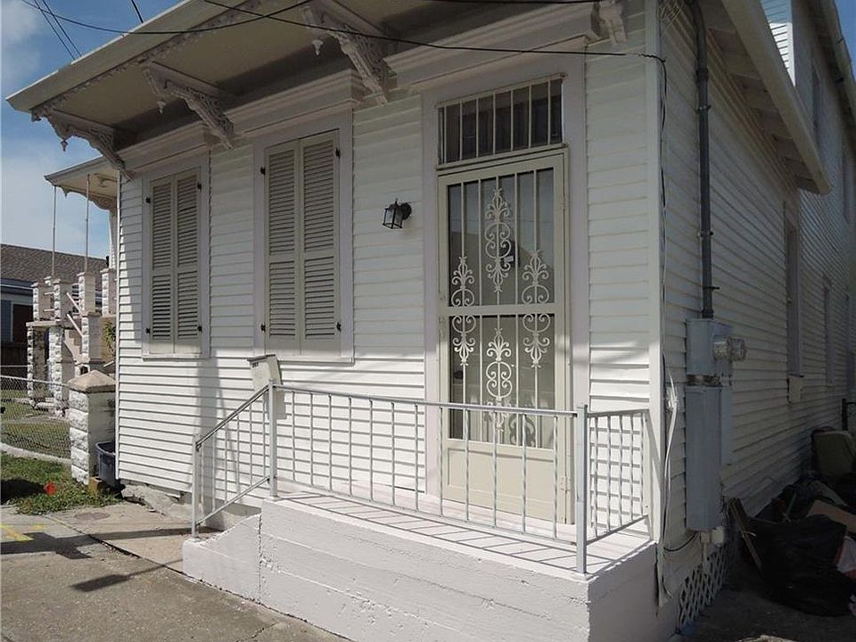 1st image of 2617 Columbus St