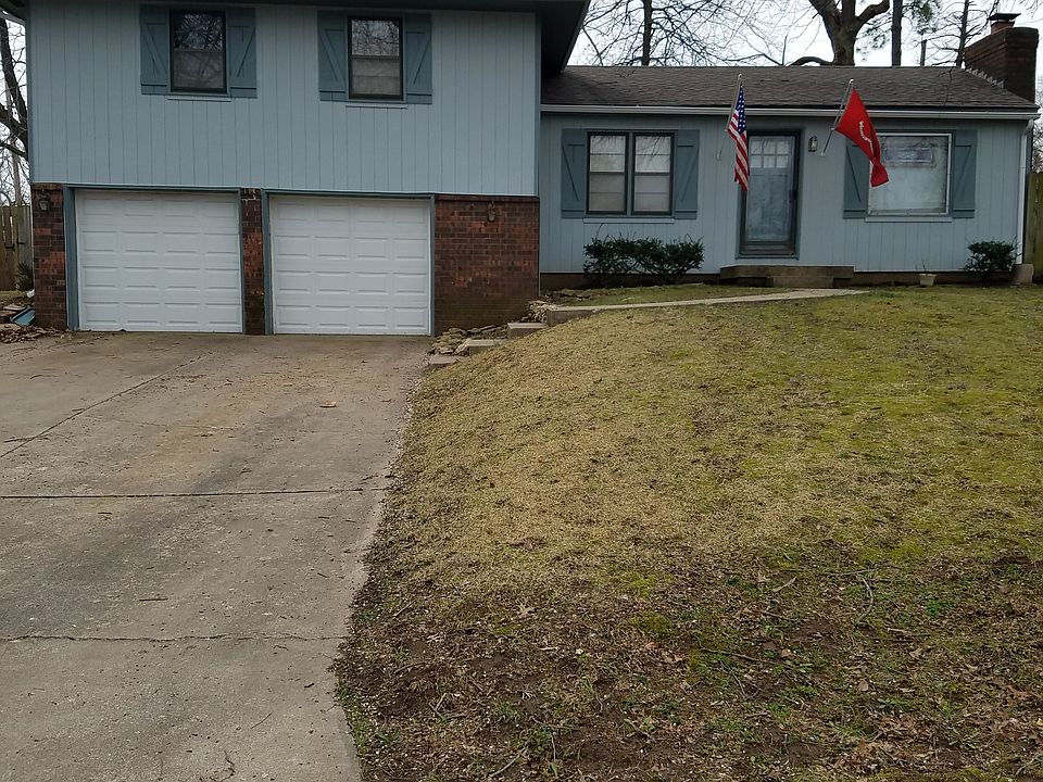 1st image of 8015 Rowland Ave
