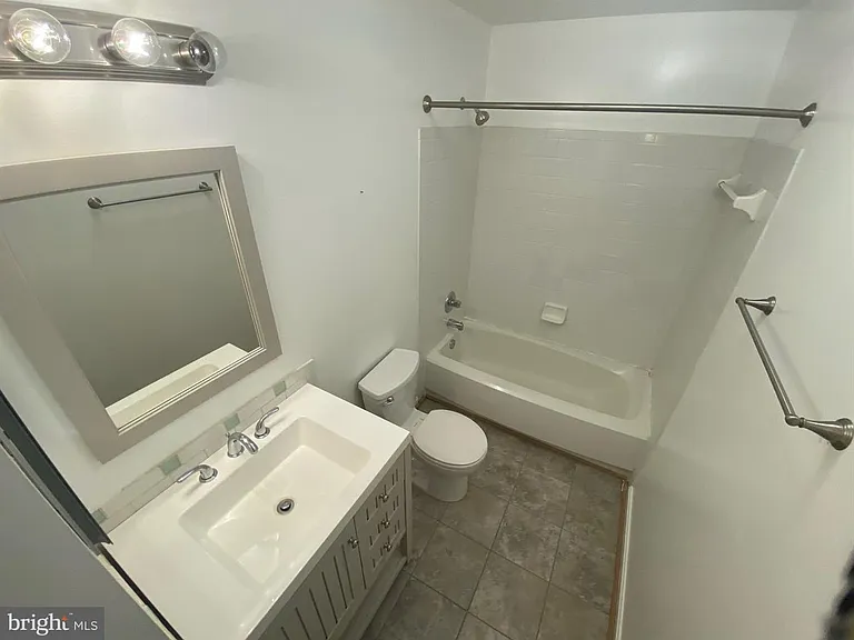 23 Stoneridge Ct — Photo 25