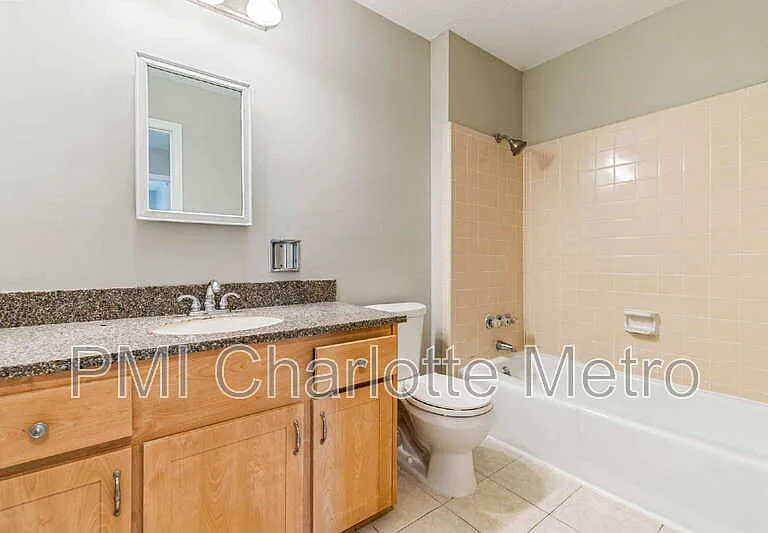 8615 Beechbrooke Rd — Photo 13
