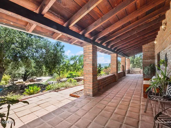 231 E Mountain Dr, Santa Barbara, CA 93108