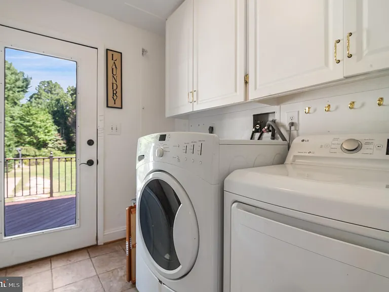 15729 Holly Grove Rd — Photo 83