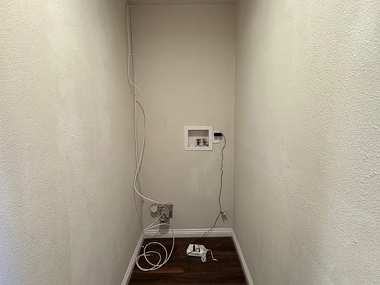 10202 Jardine Ave — Photo 9