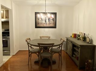 297 Old Forge Xing, Devon, PA 19333