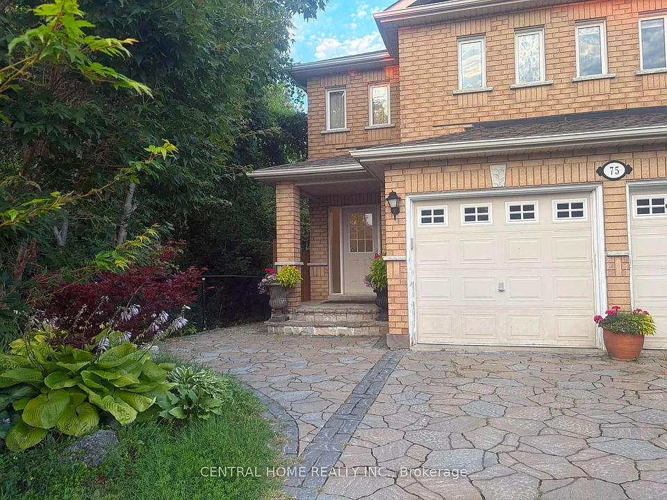 75 Bayswater Ave