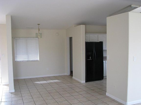 4th image of 4391 N Sauter Dr W
