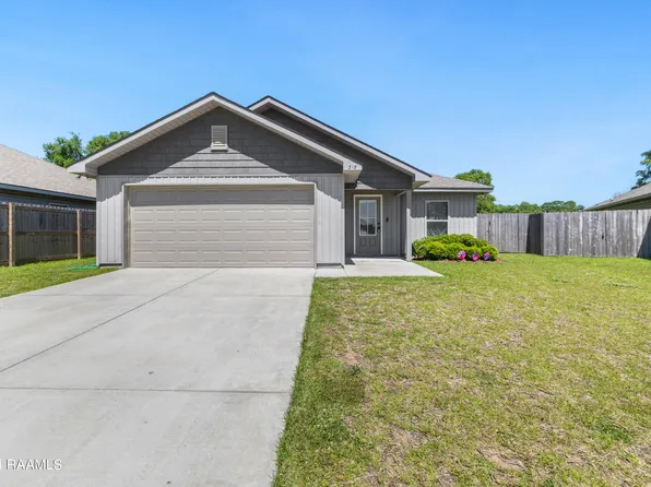 318 Armstrong Dr, Carencro, LA 70520