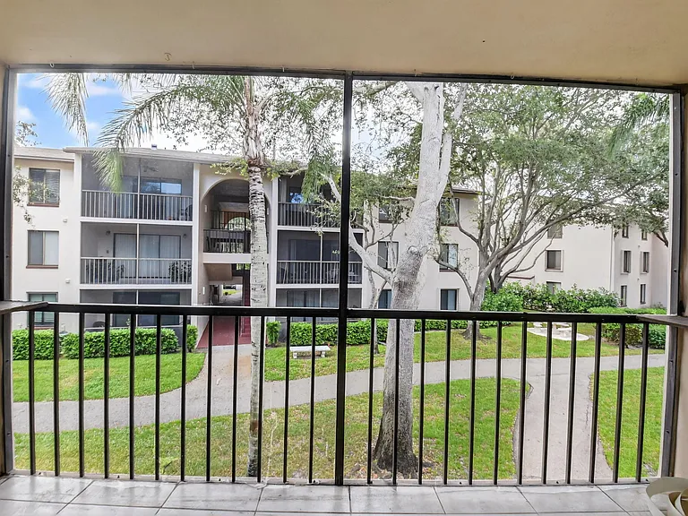 208 Foxtail Dr #B2 — Photo 28