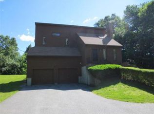 51 Horseshoe Rd, Windham, NH 03087