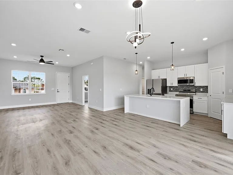 4444 SW 151st Pl — Photo 13