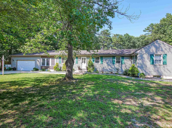 5905 Peach St, Mays Landing, NJ 08330