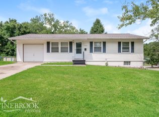 5100 Palmer Dr, Kansas City, MO 64129