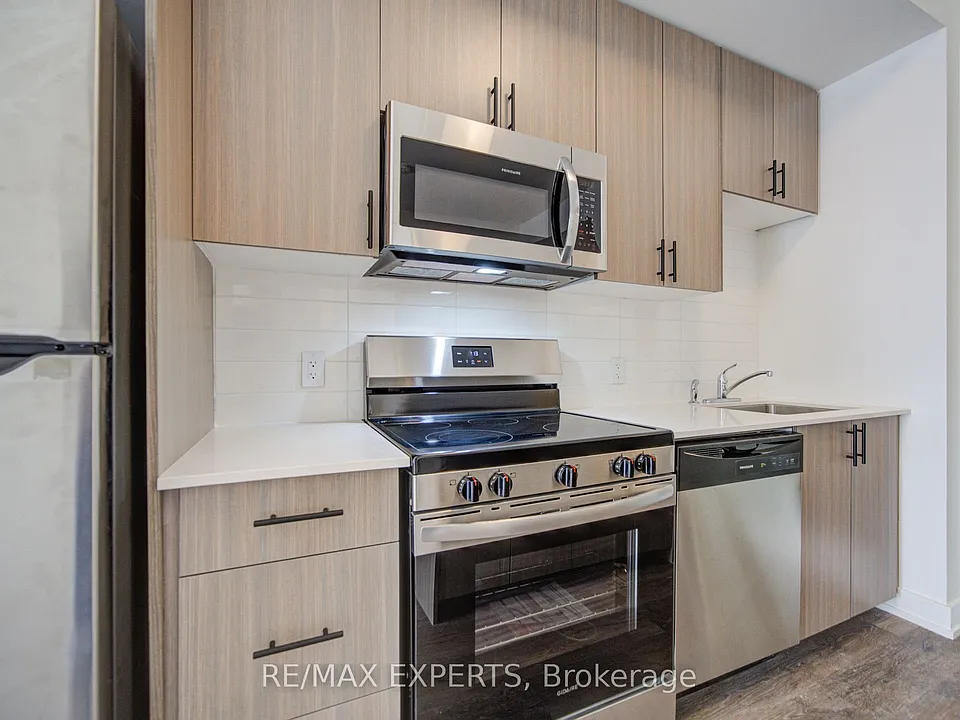 2475 Old Bronte Rd #517