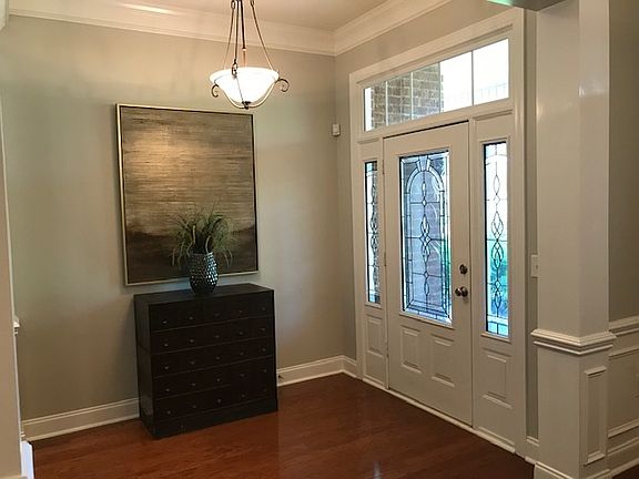 3rd image of 202 Bergermont Ct