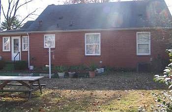 2nd image of 727 Maple Ave