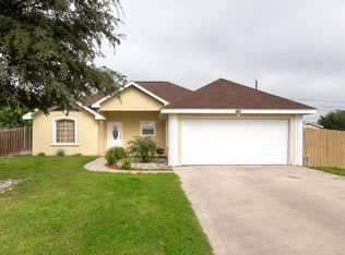 213 E Clinton St, Alton, TX 78573