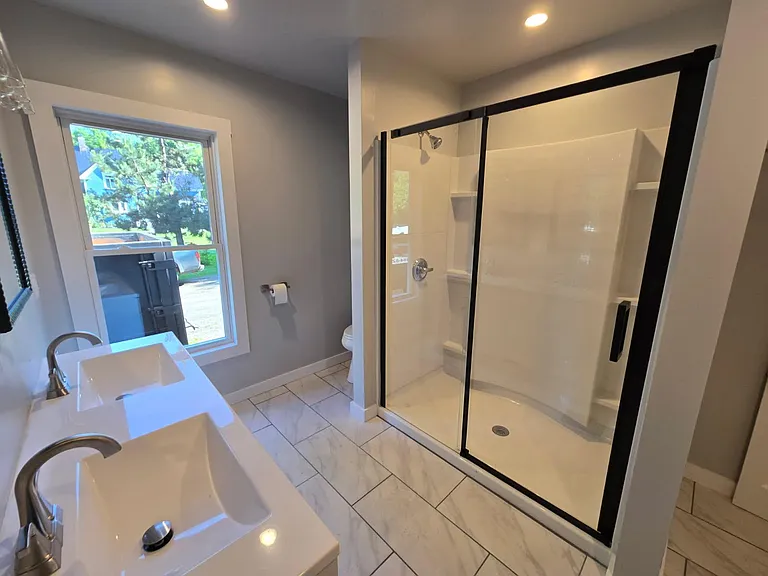 5 Fairview Ave #1 — Photo 3