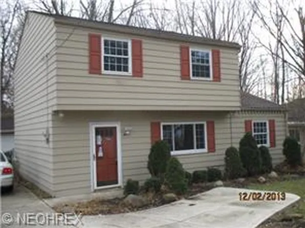 9925 Aldridge Ave, Columbia Station, OH 44028