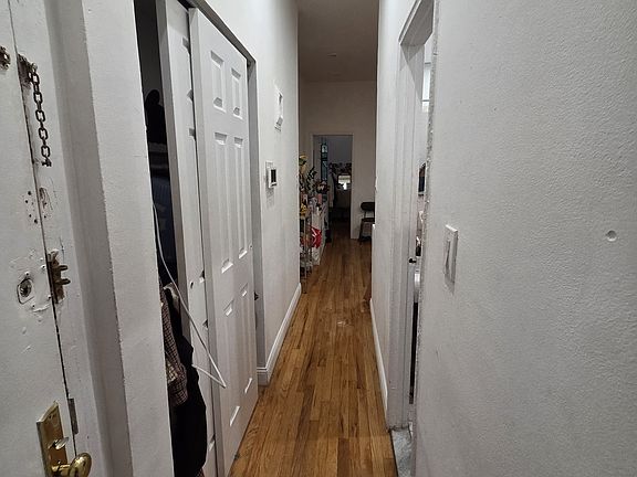 3rd image of 611 E 11th St APT 2D