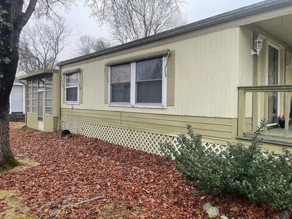 300 E Washington St #15, North Attleboro, MA 02760