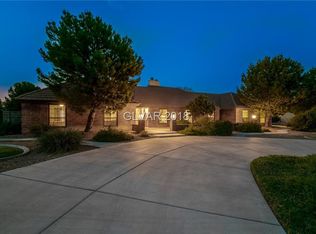 8020 W Red Coach Ave, Las Vegas, NV 89129