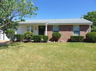 2552 Medford Dr, High Ridge, MO 63049