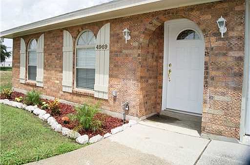 1st image of 4969 Tynecastle Dr
