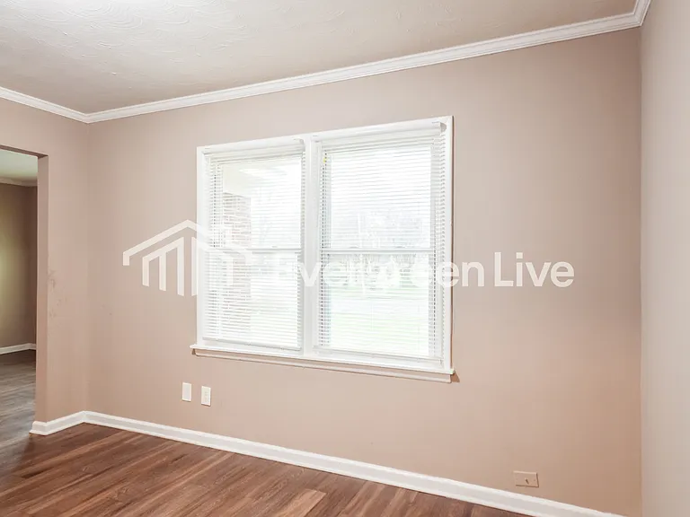 3669 Bishops Bridge Rd — Photo 13