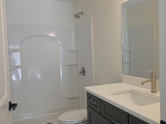 5th image of 2440 W Wilmington Loop