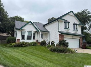 2701 Century Rd, Bellevue, NE 68123