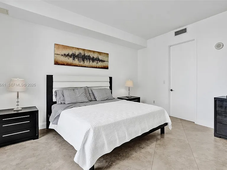 18201 Collins Ave #4705 — Photo 25