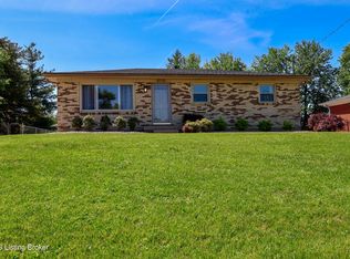 8110 Florist Rd, Louisville, KY 40228