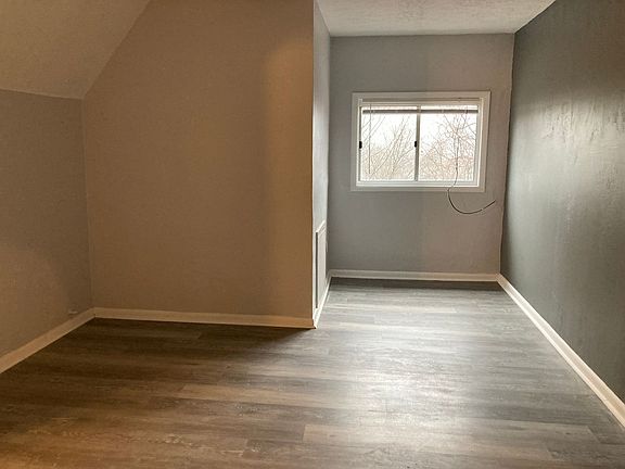 5th image of 1330-1332 Pritchard St #3