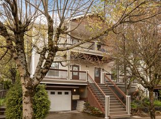 35 NE Tillamook St APT D, Portland, OR