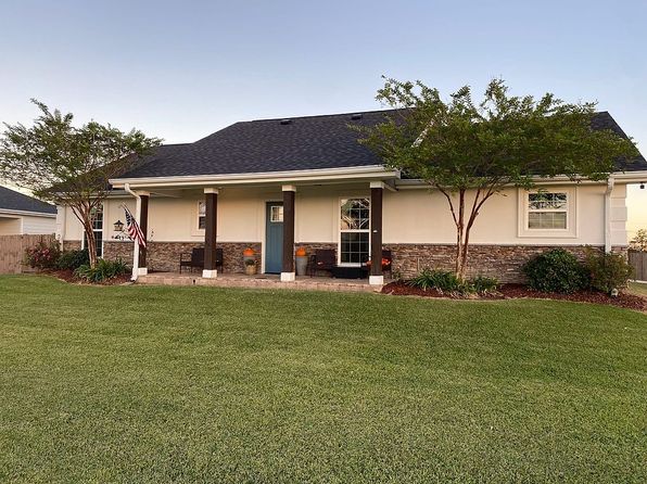 202 Ranchland Trce