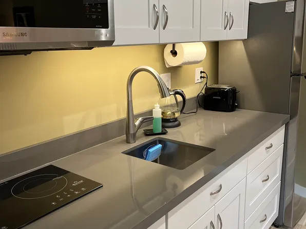 (undisclosed Address), Seattle, WA 98115