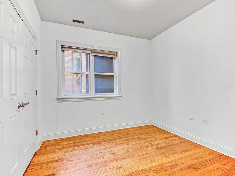 3355 N Clark St #5S — Photo 9