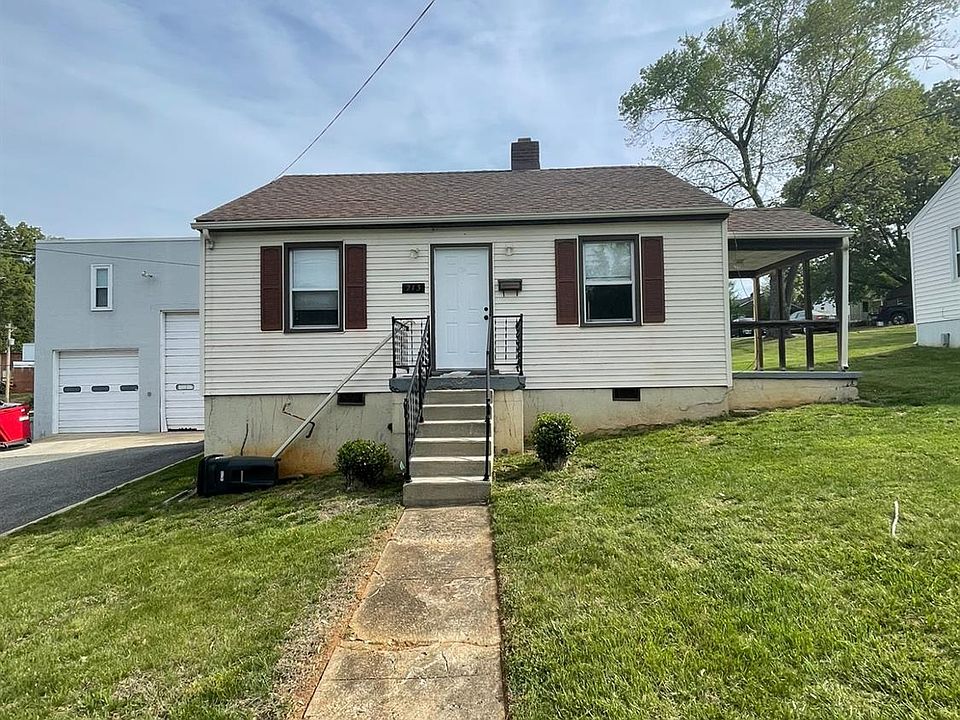1st image of 213 College Dr