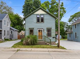 352 Calkins Ave SE, Grand Rapids, MI 49506