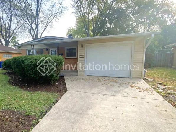 1271 Dakota Dr, Elgin, IL 60120