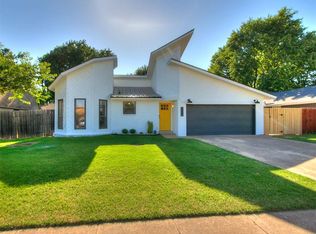 510 Rambling Oaks Dr, Norman, OK 73072