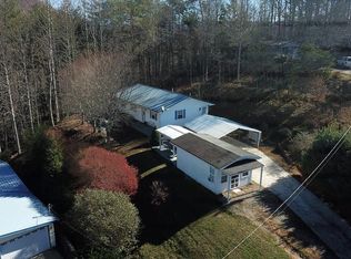 93 Highlands Gap Rd, Robbinsville, NC 28771